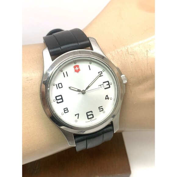 Victorinox Swiss Army Men's Watch 26064.CB Silver Dial Quartz Black Rubber Band - Picture 11 of 14